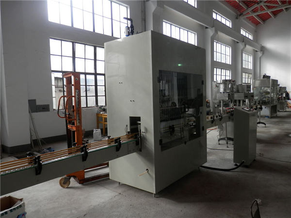 Automatyczny wypełniacz wybielacza w Chinach