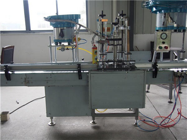 24 głowice Butelka Maszyna do napełniania wody toaletowej