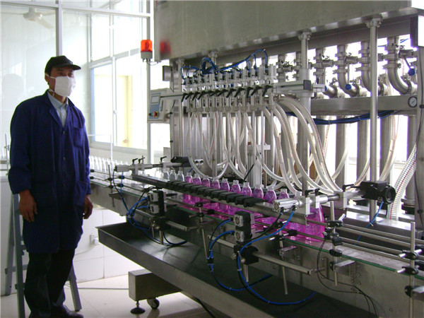 maszyna do napełniania butelek w płynie